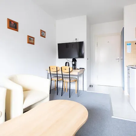 شقة Apartmenthaus Am Waldrand- Kueche - Fruehstueck - Balkon فيلديمان