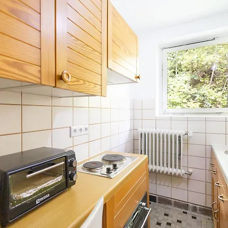 Apartmenthaus Am Waldrand- Kueche - Fruehstueck - Balkon شقة