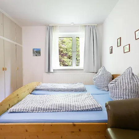 Apartmenthaus Am Waldrand- Kueche - Fruehstueck - Balkon * فيلديمان