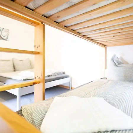 Lejlighed Apartmenthaus Am Waldrand- Kueche - Fruehstueck - Balkon Wildemann