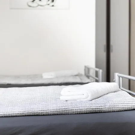 Lejlighed Apartmenthaus Am Waldrand- Kueche - Fruehstueck - Balkon *
