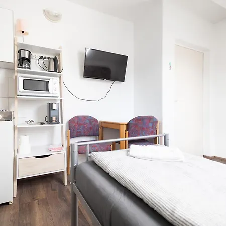 Lejlighed Apartmenthaus Am Waldrand- Kueche - Fruehstueck - Balkon