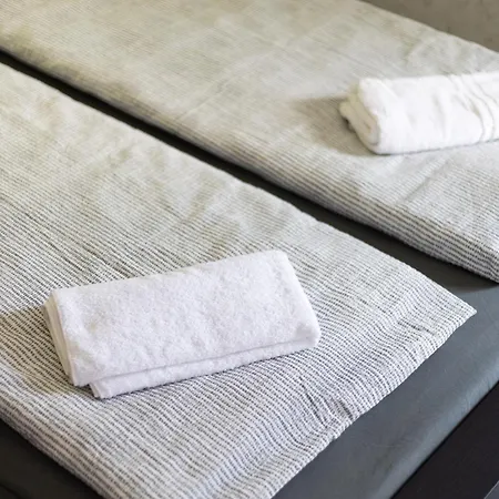 Lejlighed Apartmenthaus Am Waldrand- Kueche - Fruehstueck - Balkon Wildemann