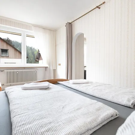 شقة Apartmenthaus Am Waldrand- Kueche - Fruehstueck - Balkon