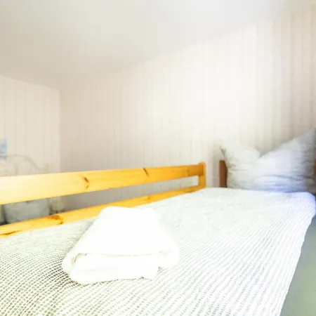 Apartmenthaus Am Waldrand- Kueche - Fruehstueck - Balkon * Wildemann