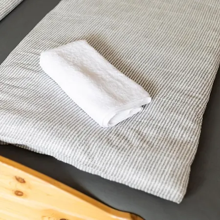 Apartmenthaus Am Waldrand- Kueche - Fruehstueck - Balkon Lejlighed