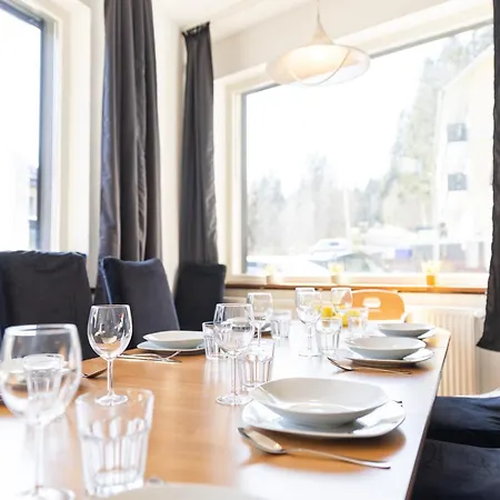 Apartmenthaus Am Waldrand- Kueche - Fruehstueck - Balkon *