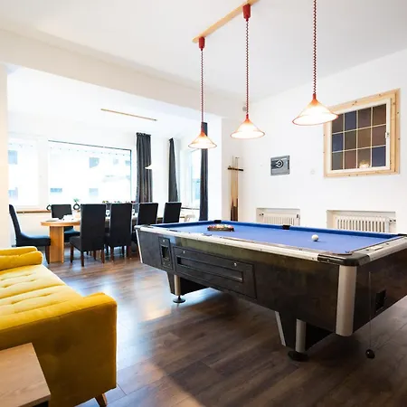 Apartmenthaus Am Waldrand- Kueche - Fruehstueck - Balkon شقة *